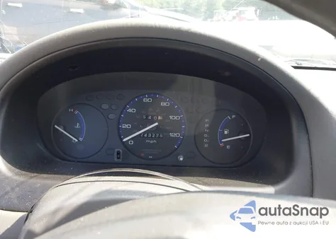 1999 Honda Civic Value Package z USA, uszkodzony, nr VIN 2HGEJ6615XH582884